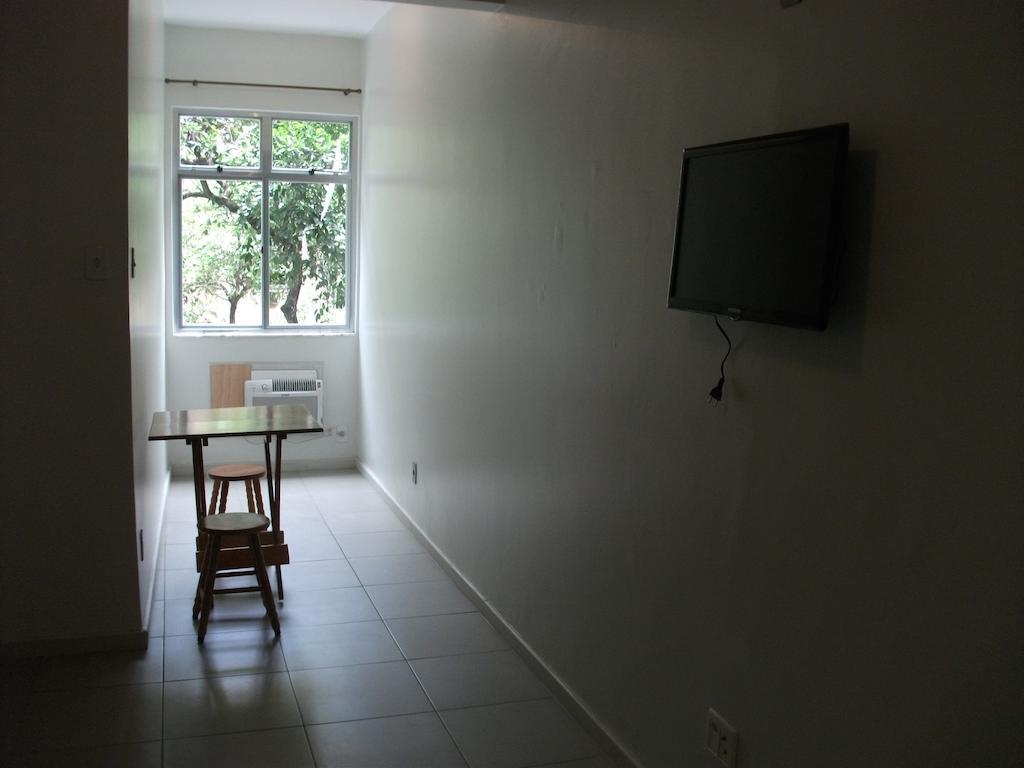 Barata Ribeiro Apartment *